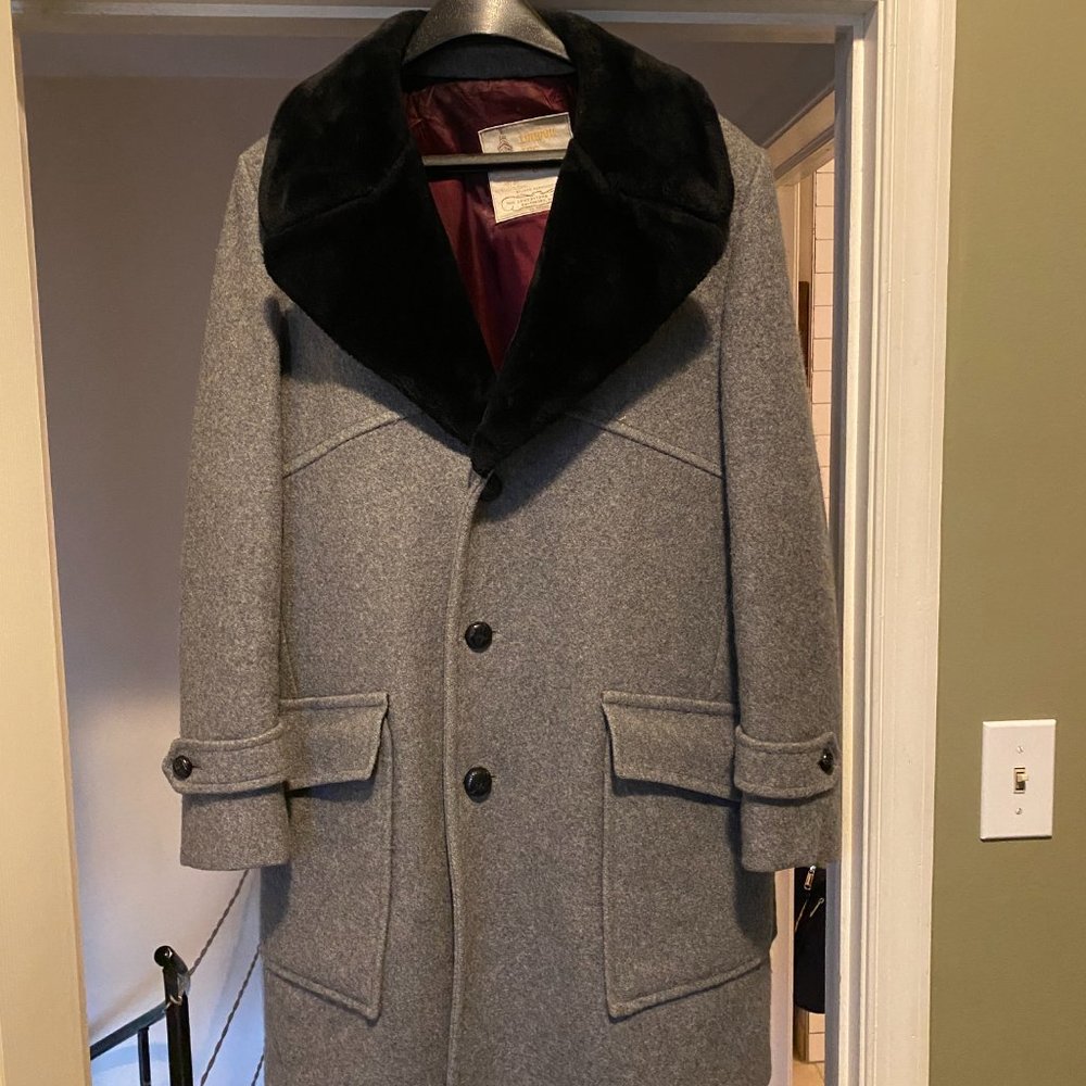 Vintage Mens Medium / Large London Fog Long Winter Overcoat / Peacoat